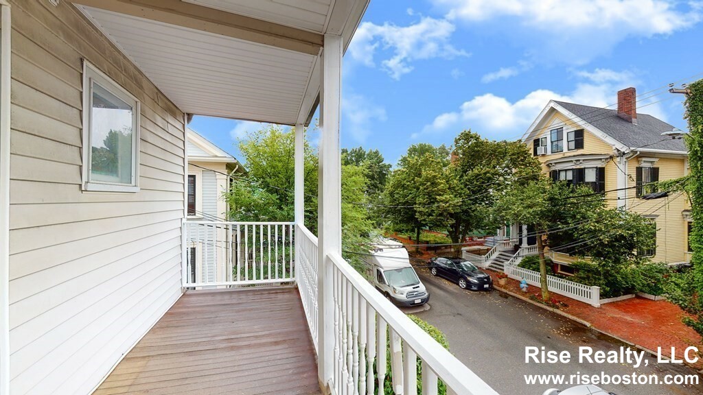 3 bed, 1 bath apartment for rent at 15 Tremont St Unit A, Cambridge — photo 6 of 8