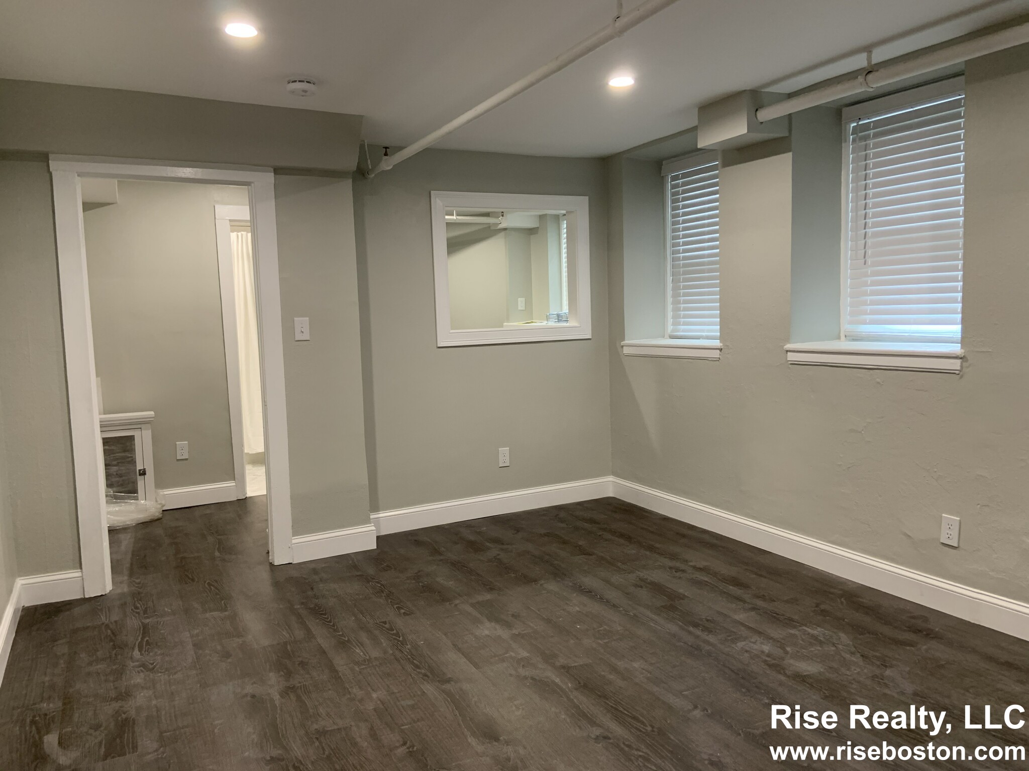 68 Strathmore Rd, Brighton