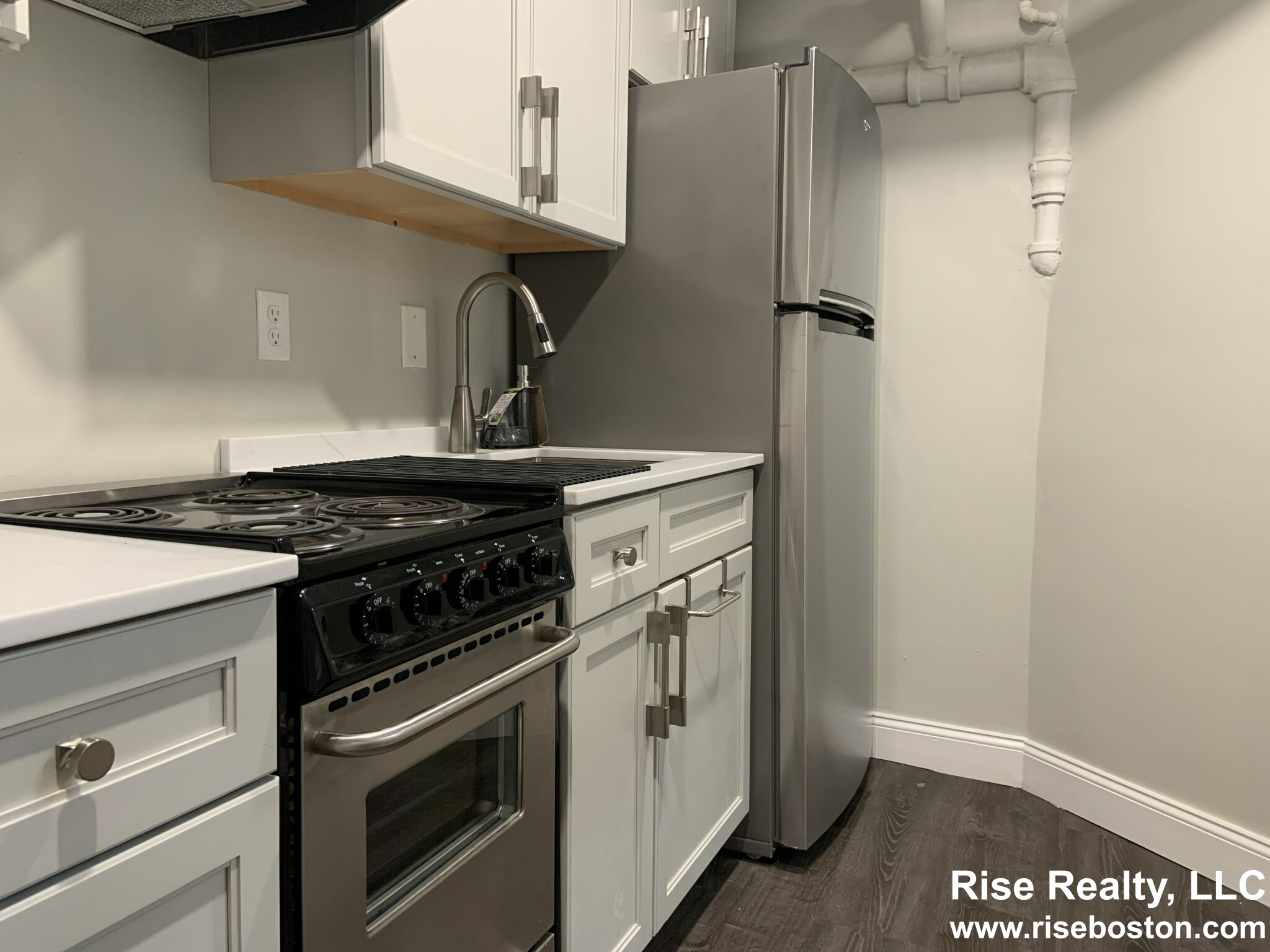 68 Strathmore Rd, Brighton