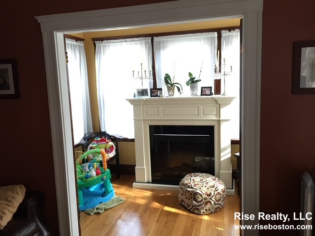 3 bed, 1 bath apartment for rent at 255 Faneuil St Unit 0, Brighton — photo 2 of 12