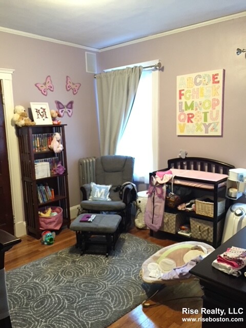3 bed, 1 bath apartment for rent at 255 Faneuil St Unit 0, Brighton — photo 8 of 12