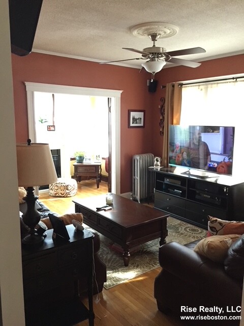 3 bed, 1 bath apartment for rent at 255 Faneuil St Unit 0, Brighton — photo 1 of 12