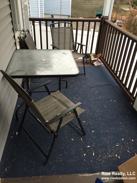 3 bed, 1 bath apartment for rent at 255 Faneuil St Unit 0, Brighton — photo 10 of 12