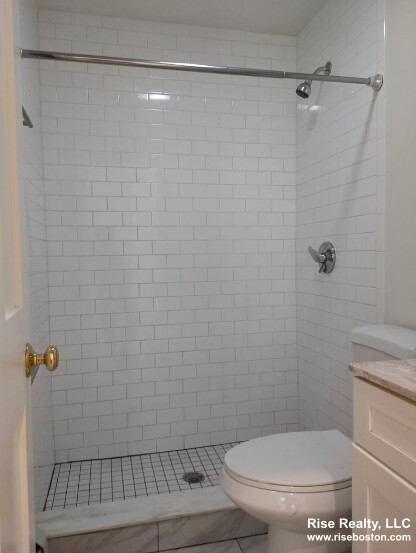 4 bed, 2 bath apartment for rent at 99 Calumet Unit 1A, Mission Hill — photo 4 of 7