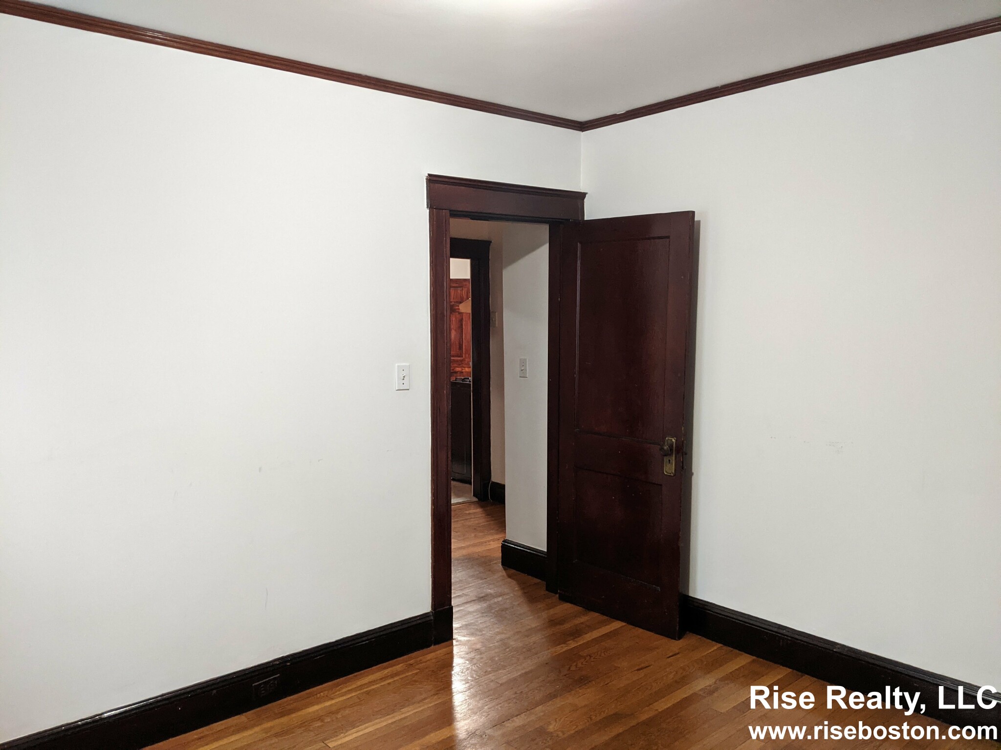 4 Eric Rd, Allston