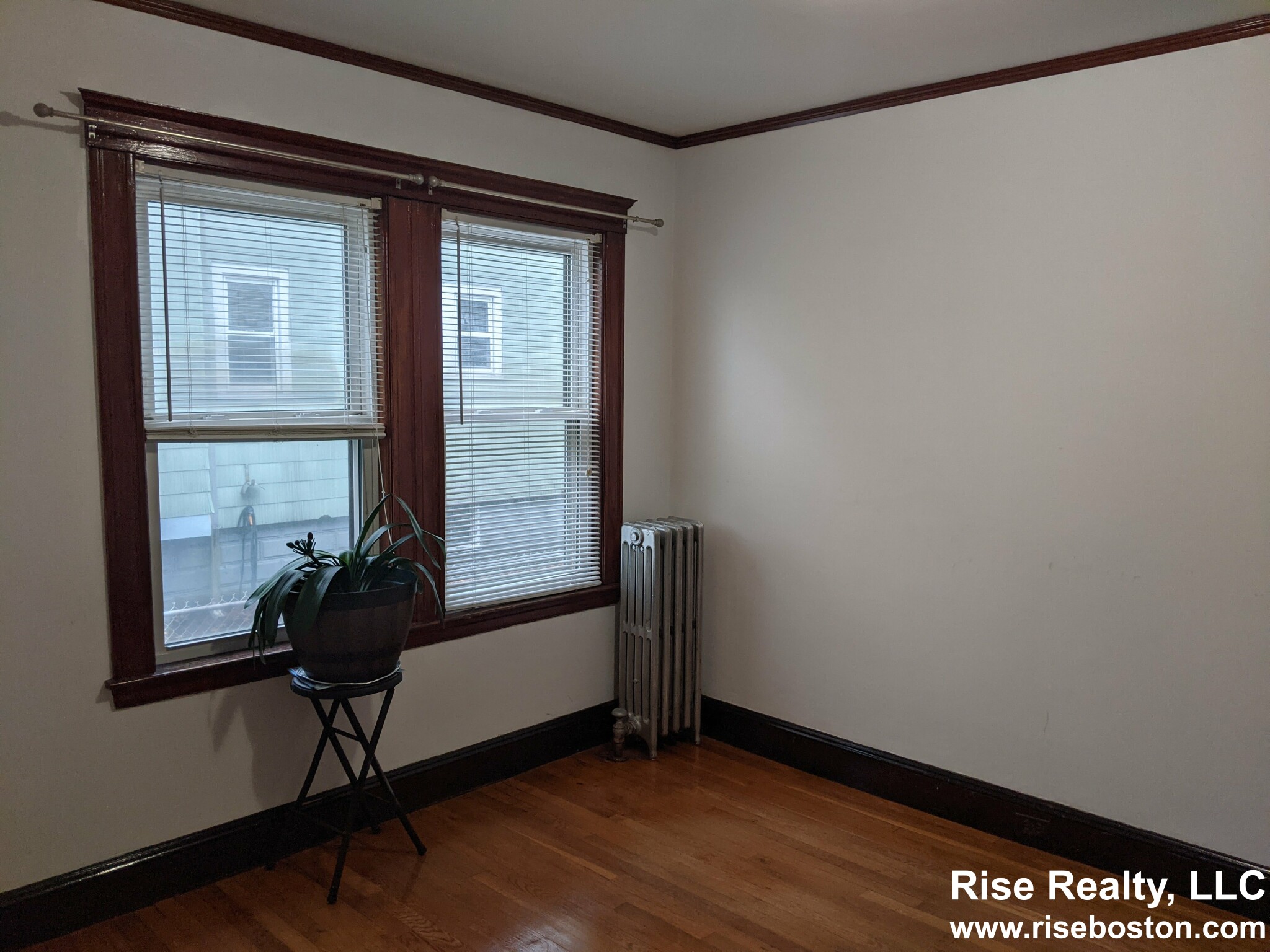 4 Eric Rd, Allston