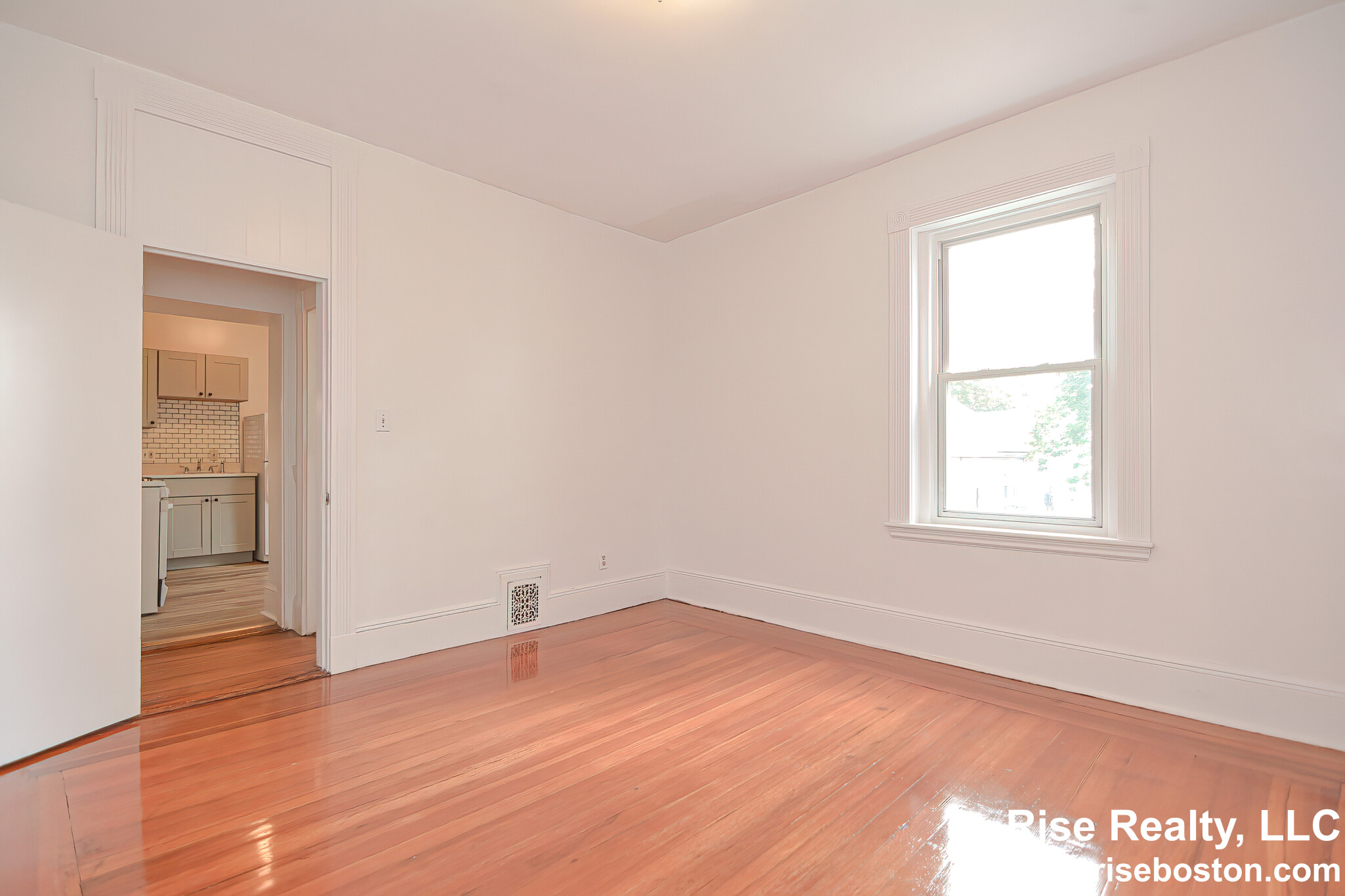 4 bed, 1.5 bath apartment for rent at 51 Brackett Unit 2, Brighton — photo 11 of 18