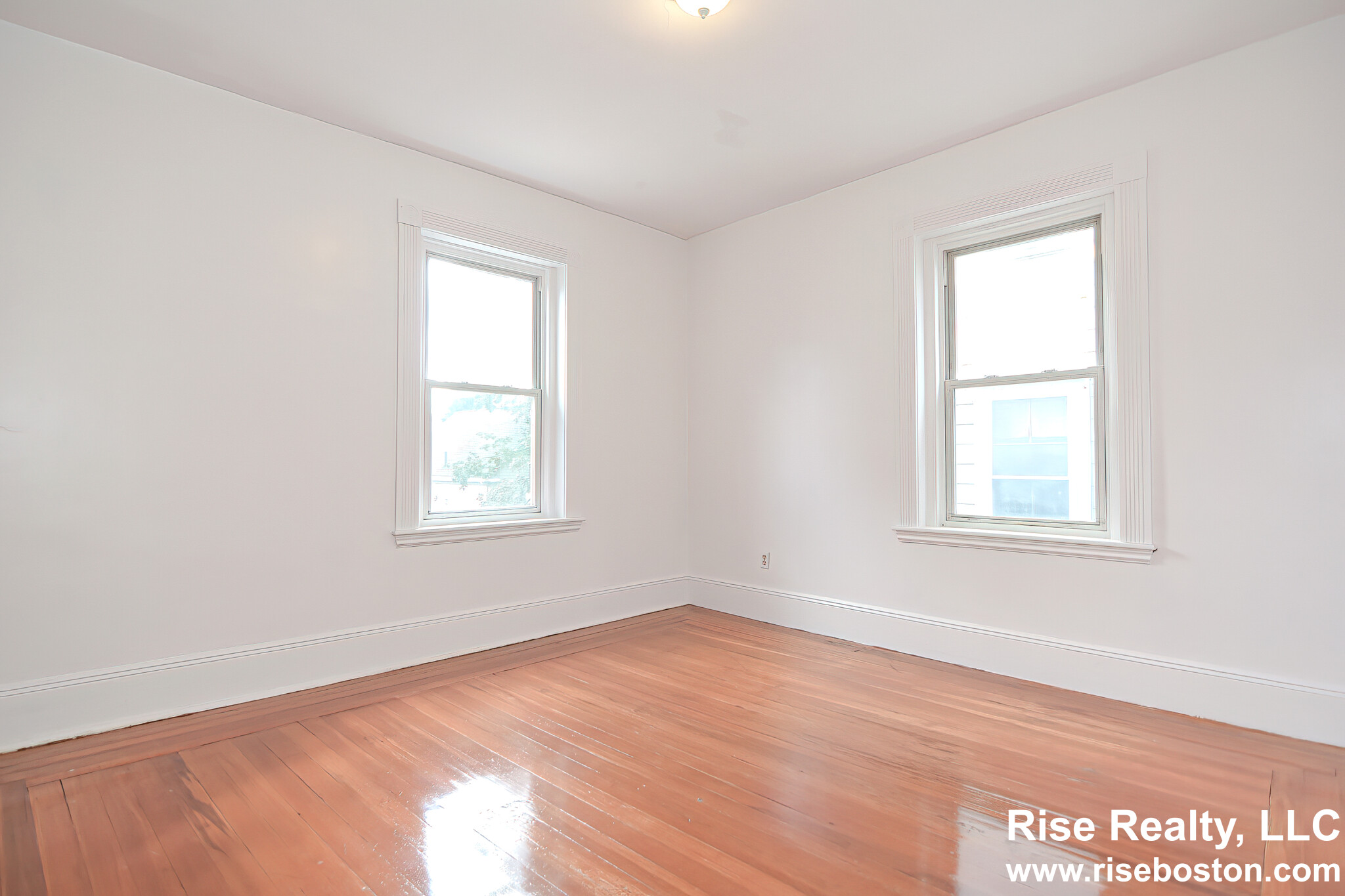 4 bed, 1.5 bath apartment for rent at 51 Brackett Unit 2, Brighton — photo 9 of 18