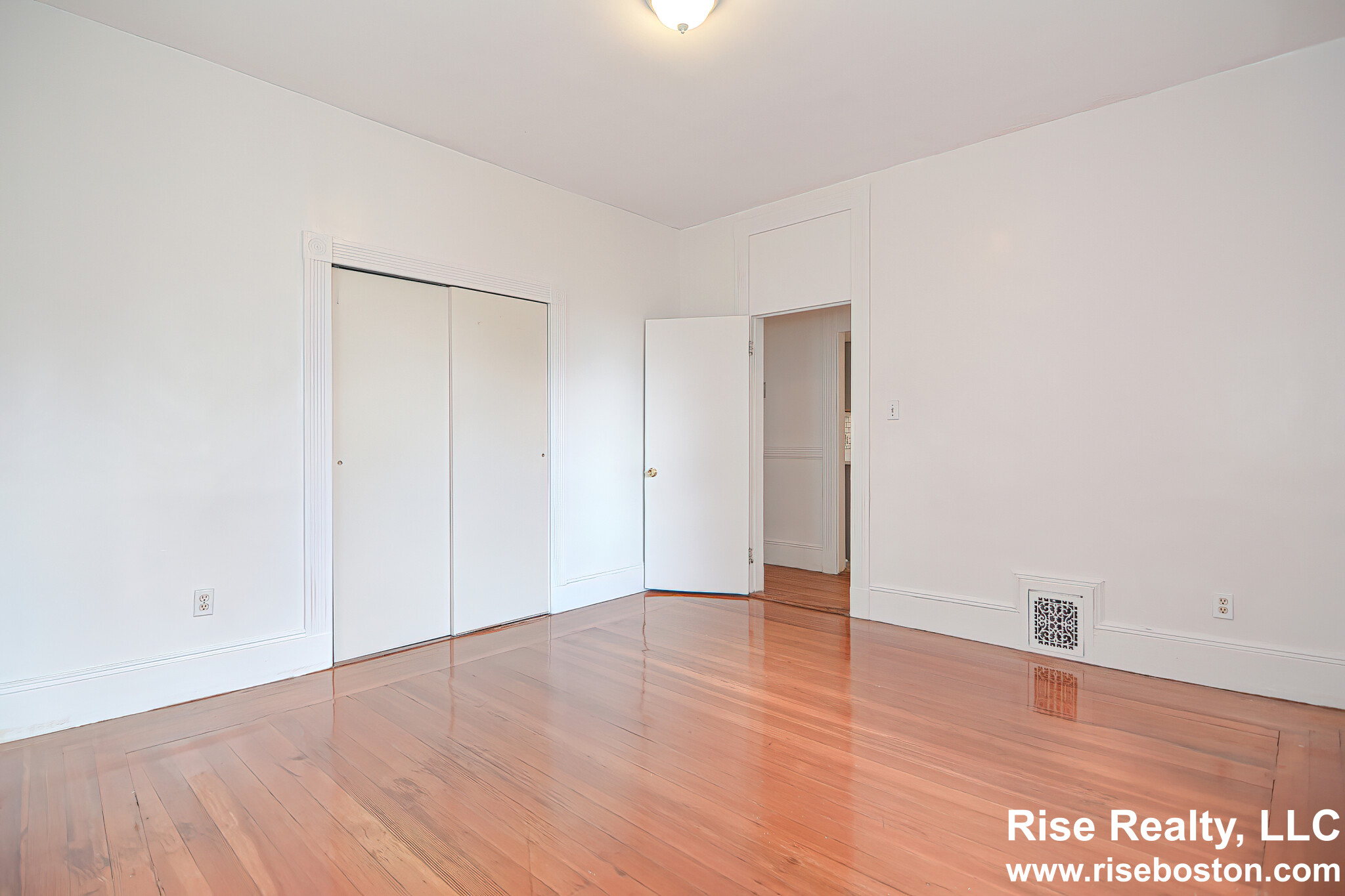4 bed, 1.5 bath apartment for rent at 51 Brackett Unit 2, Brighton — photo 12 of 18