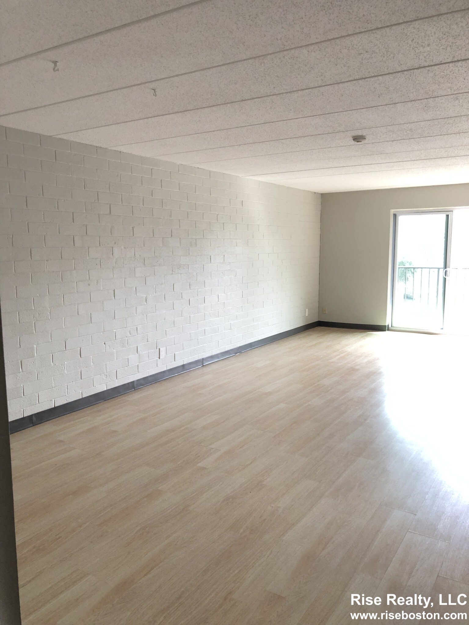 1 bed, 1 bath apartment for rent at 165 Quincy Shore Dr Unit C34, Quincy — photo 4 of 35