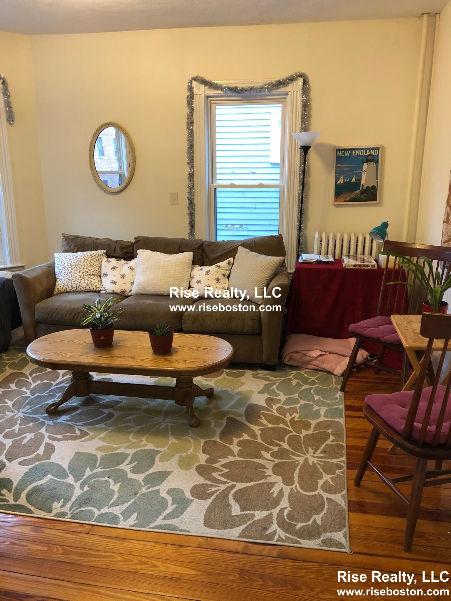 7 Washburn Ter, Brookline