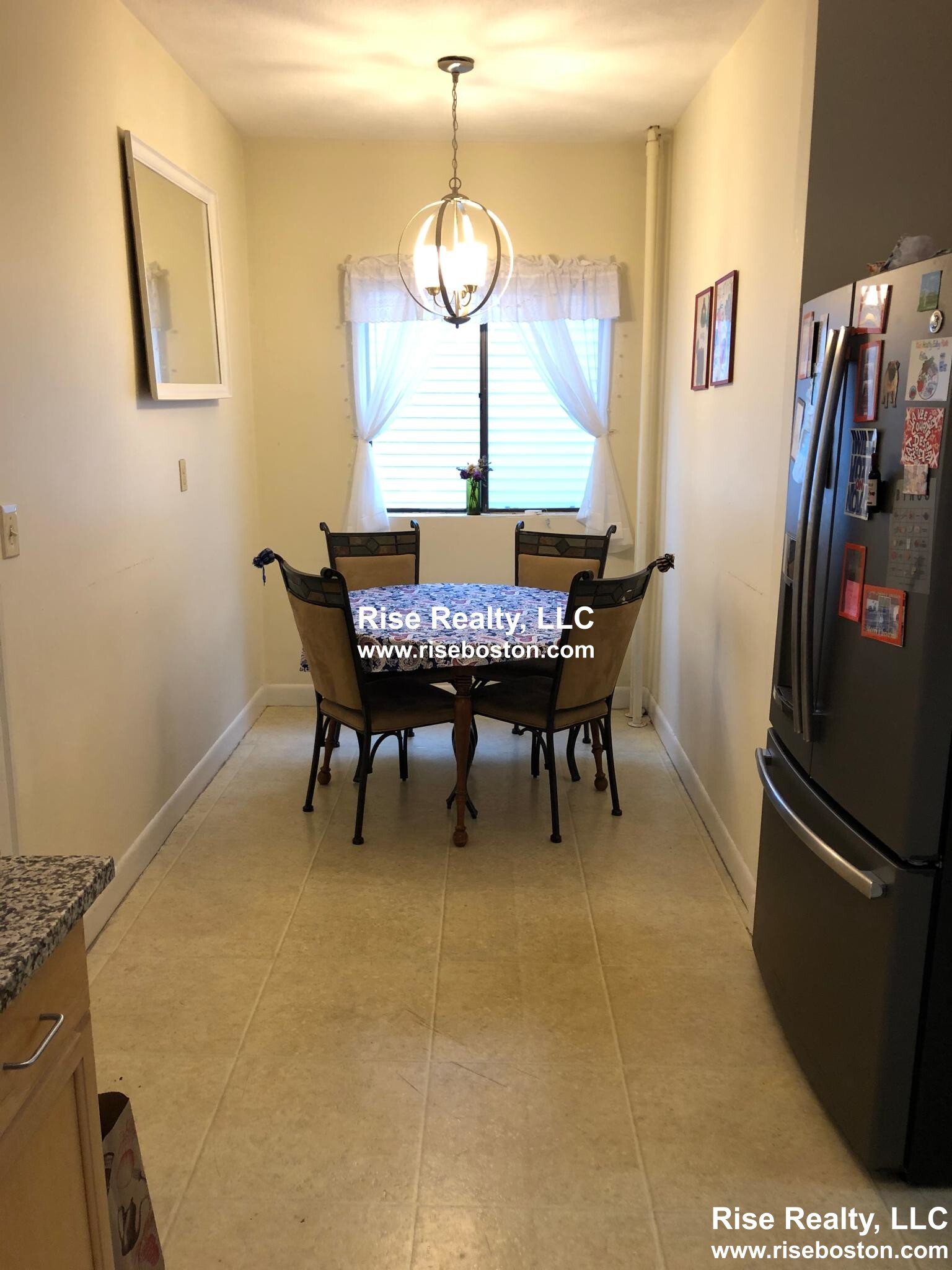 7 Washburn Ter, Brookline