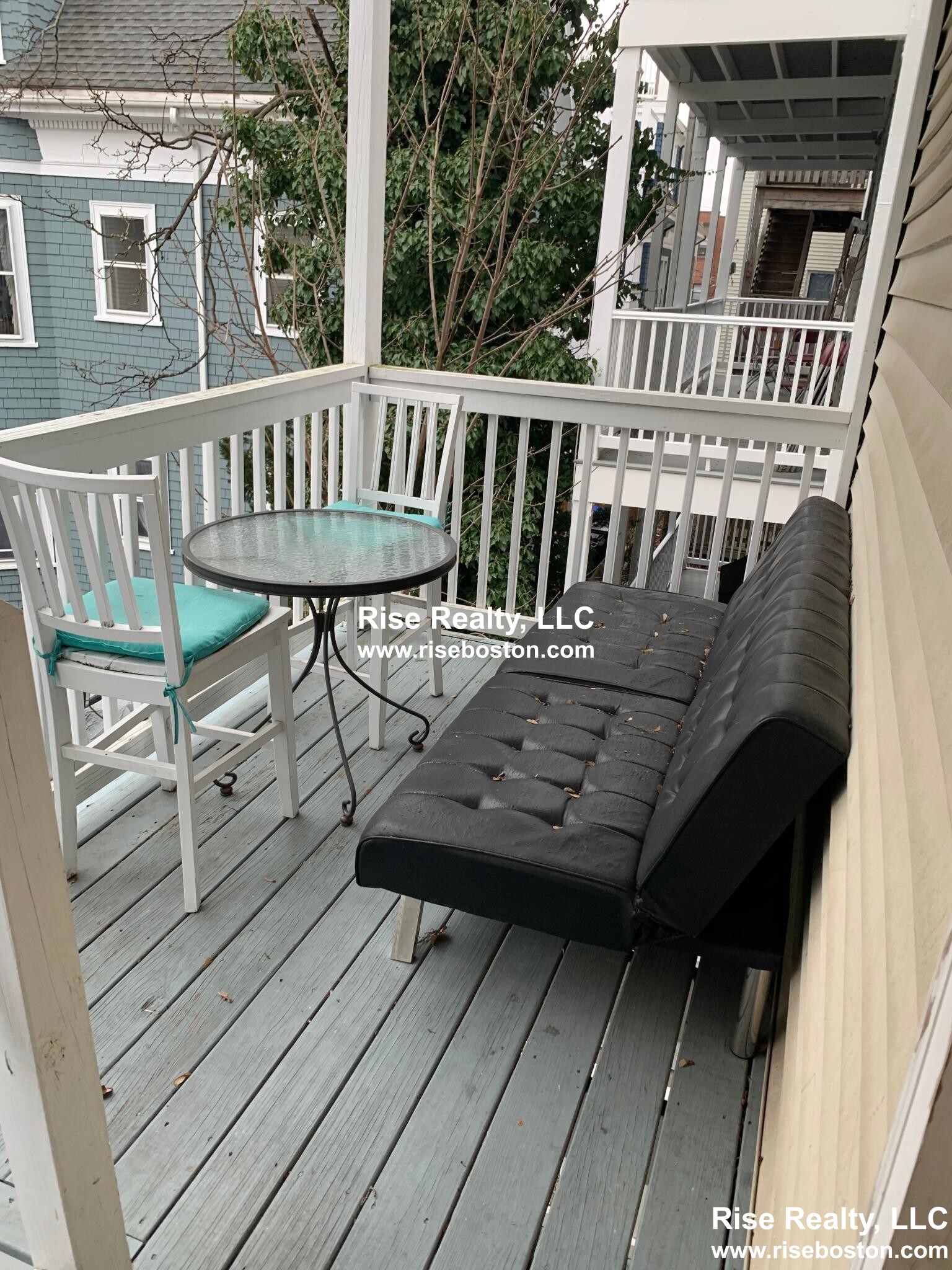 7 Washburn Ter, Brookline