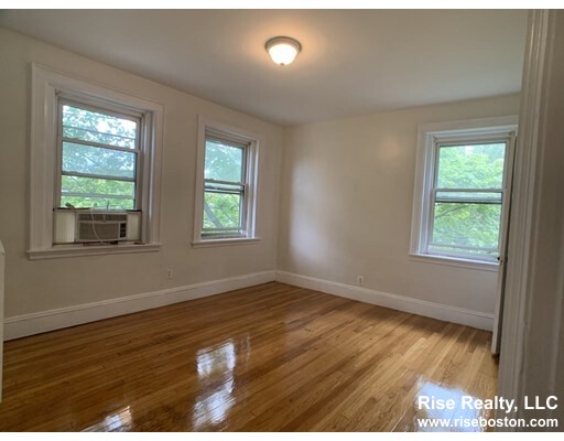 249 Chestnut Hill Ave, Brighton