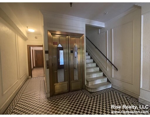 249 Chestnut Hill Ave, Brighton