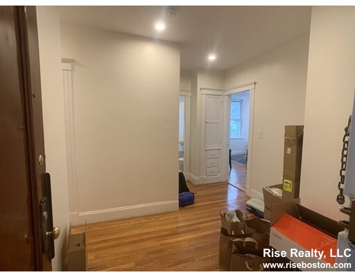 32 Sidlaw Rd, Brighton