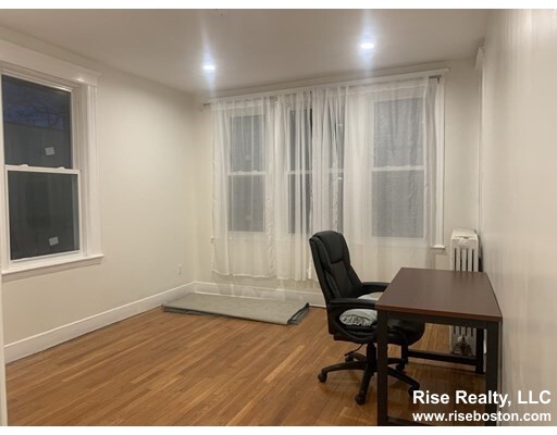 32 Sidlaw Rd, Brighton