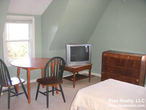 27R Albion St, Spring Hill