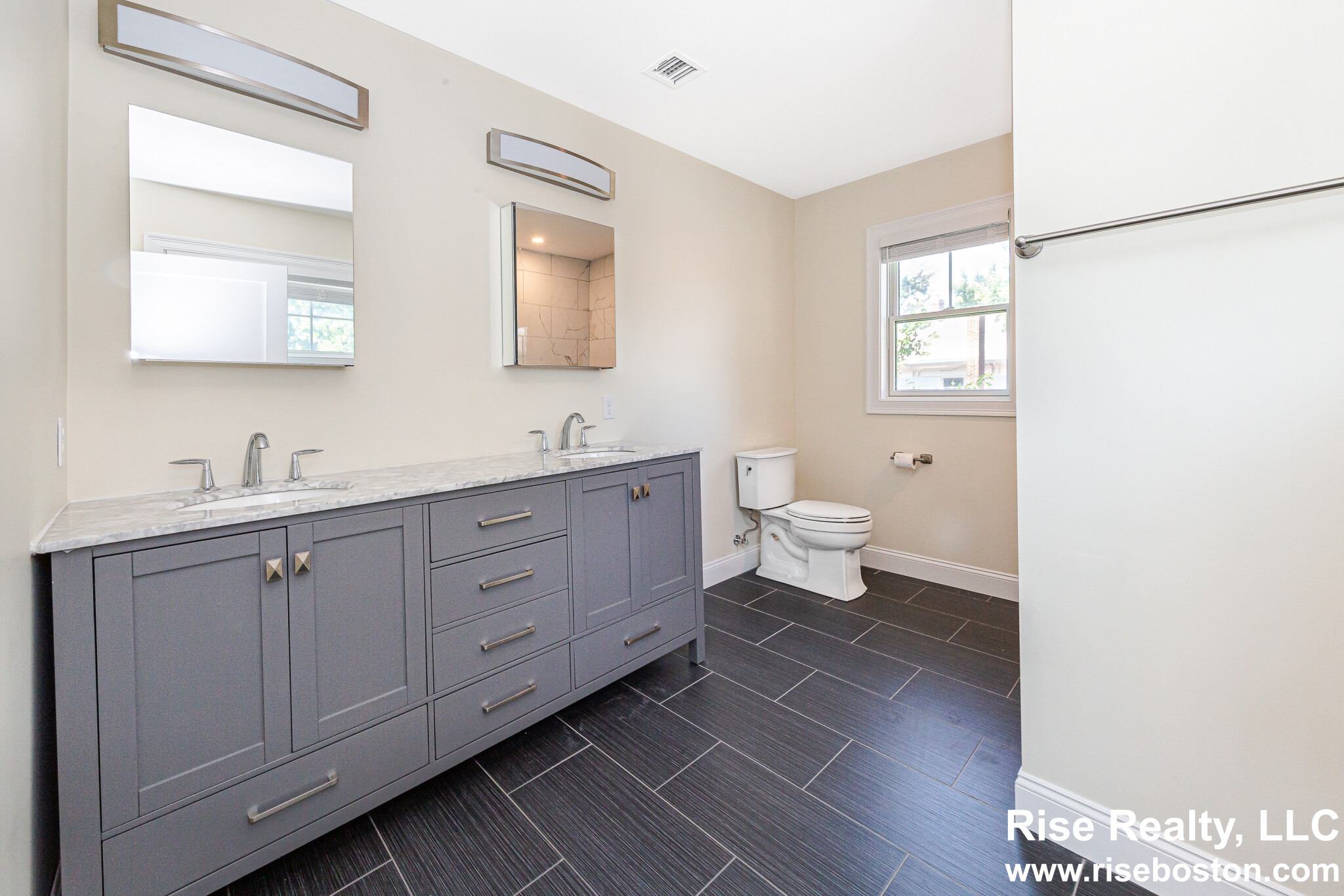 120 Jerome St, Medford