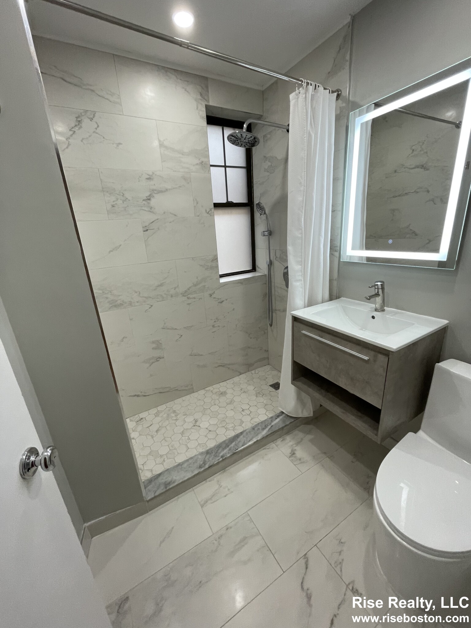 370 Chestnut Hill Ave, Brighton