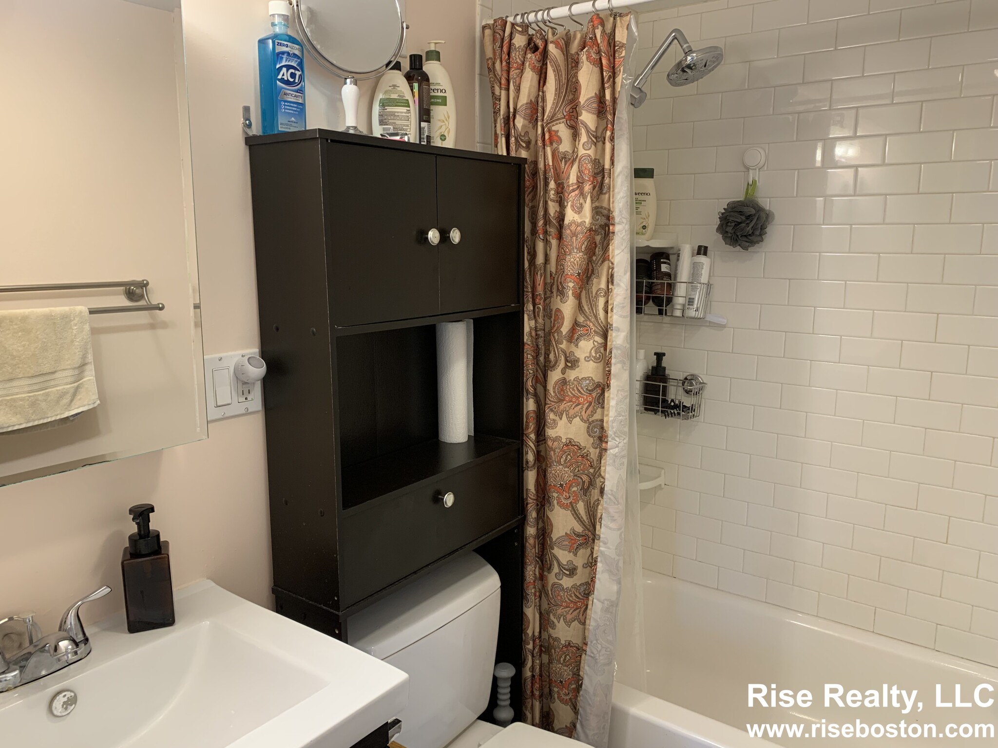 62 Carey Ave, Watertown