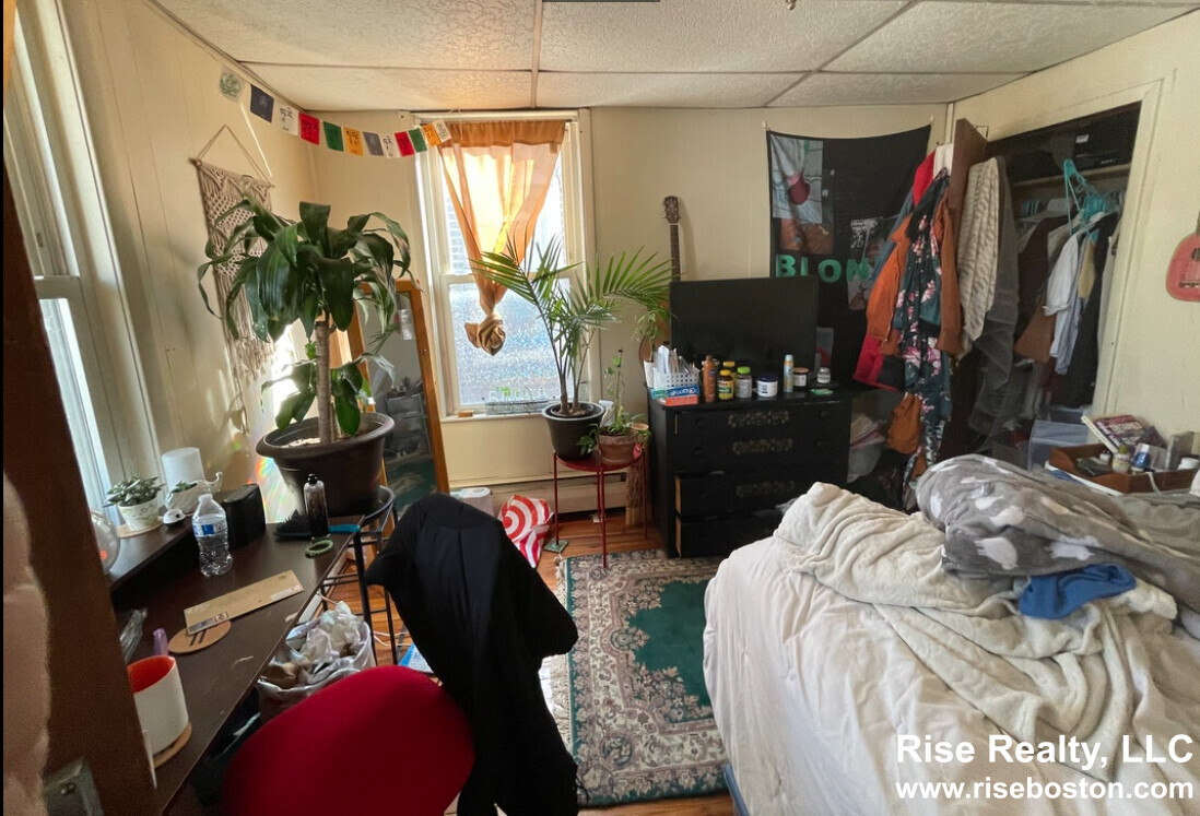 80 Allston St, Allston