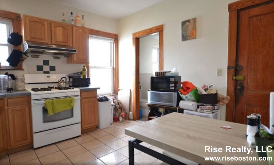 80 Allston St, Allston