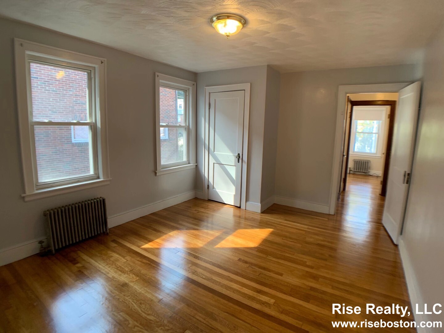 19 Woodstock Ave, Brighton