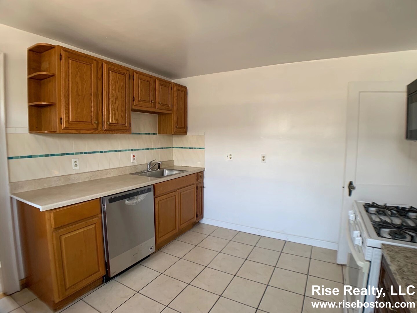 19 Woodstock Ave, Brighton