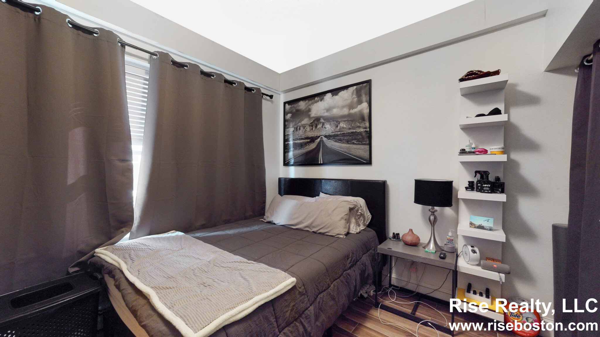 25 Chester St. - 5,900USD / month