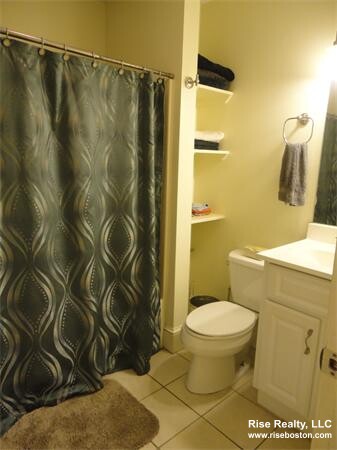 2 Centre Street Ter, Roxbury