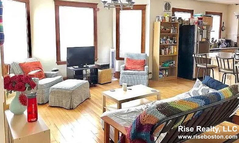 331 Faneuil St, Brighton