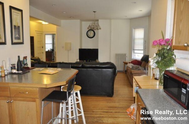 335 Faneuil St, Brighton