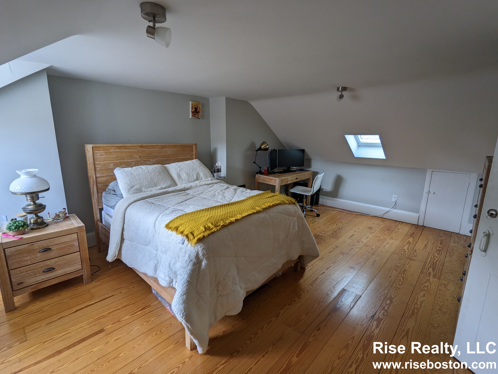 22 Fayette St, Back Bay