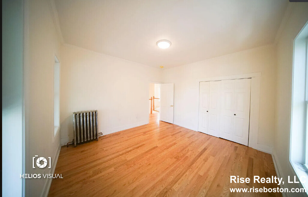 48 Cameron Ave, Teele Square