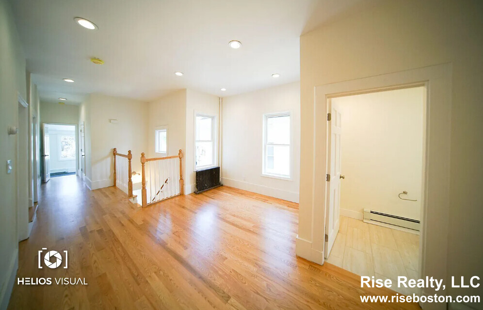 48 Cameron Ave, Teele Square