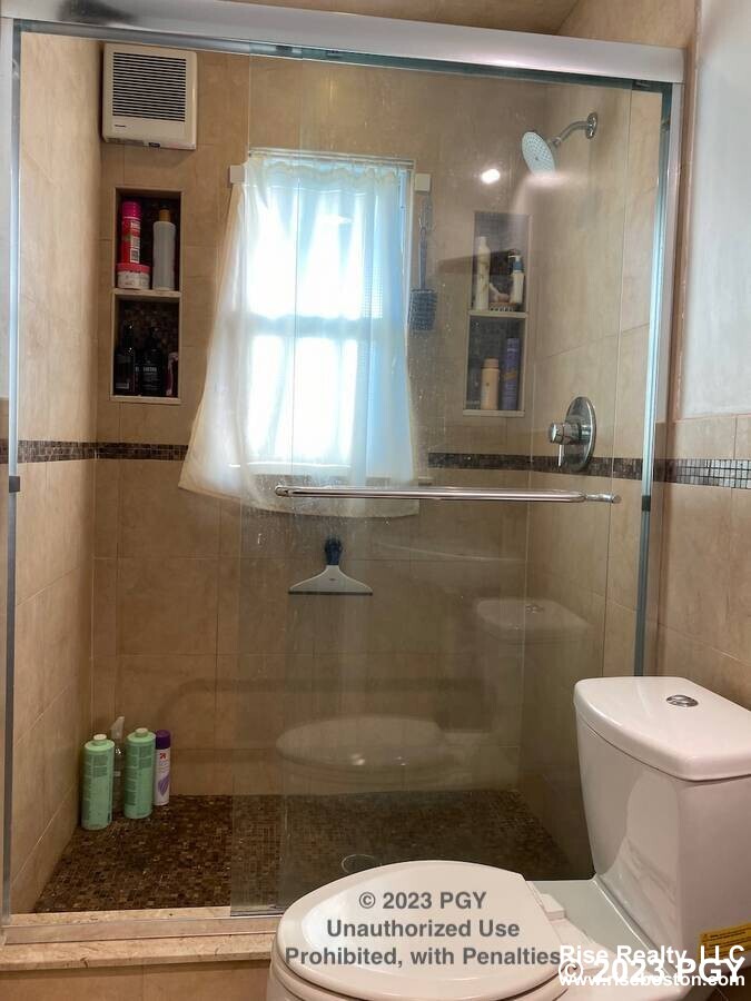 184 Washington St, Brighton