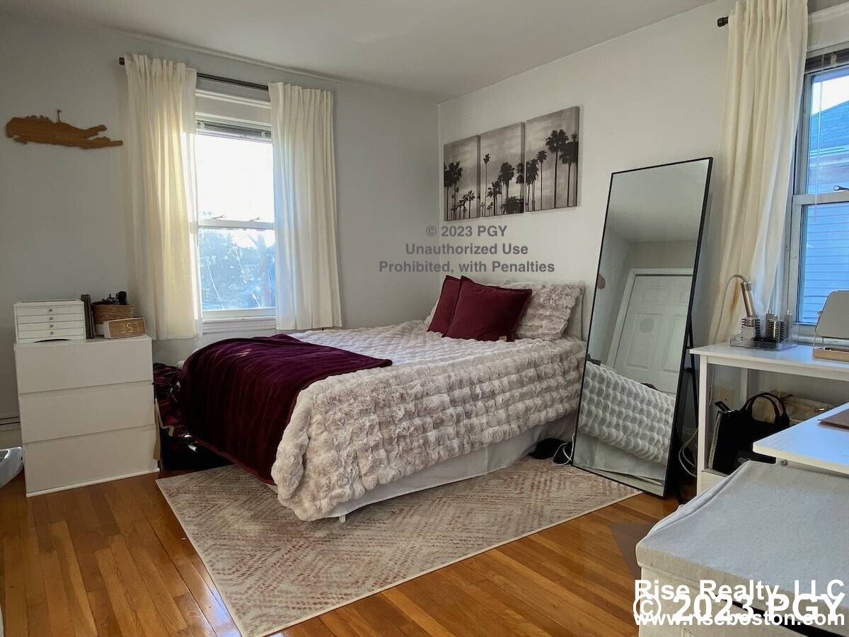 184 Washington St, Brighton