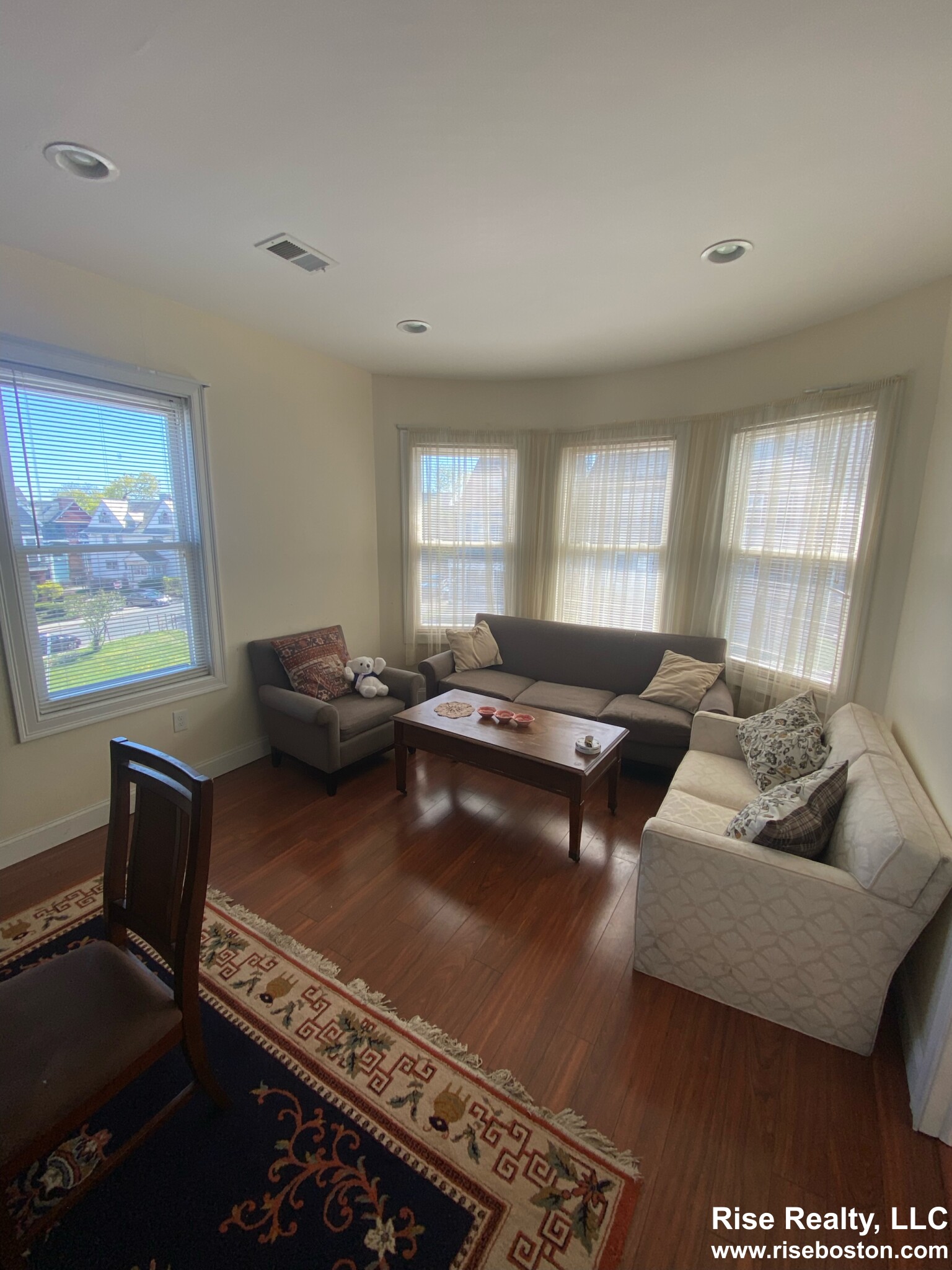 38 Whiting St, Roxbury