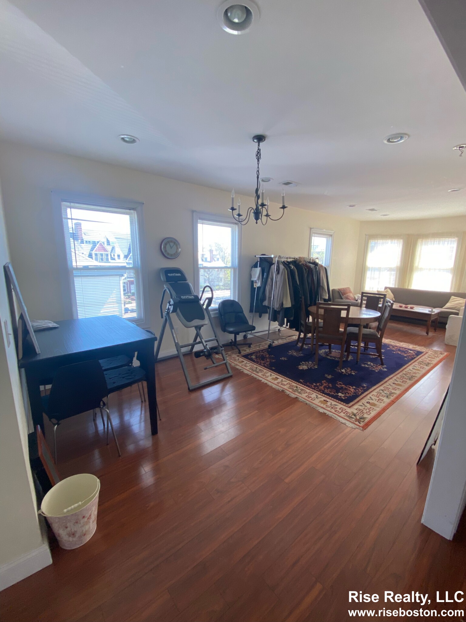 38 Whiting St, Roxbury