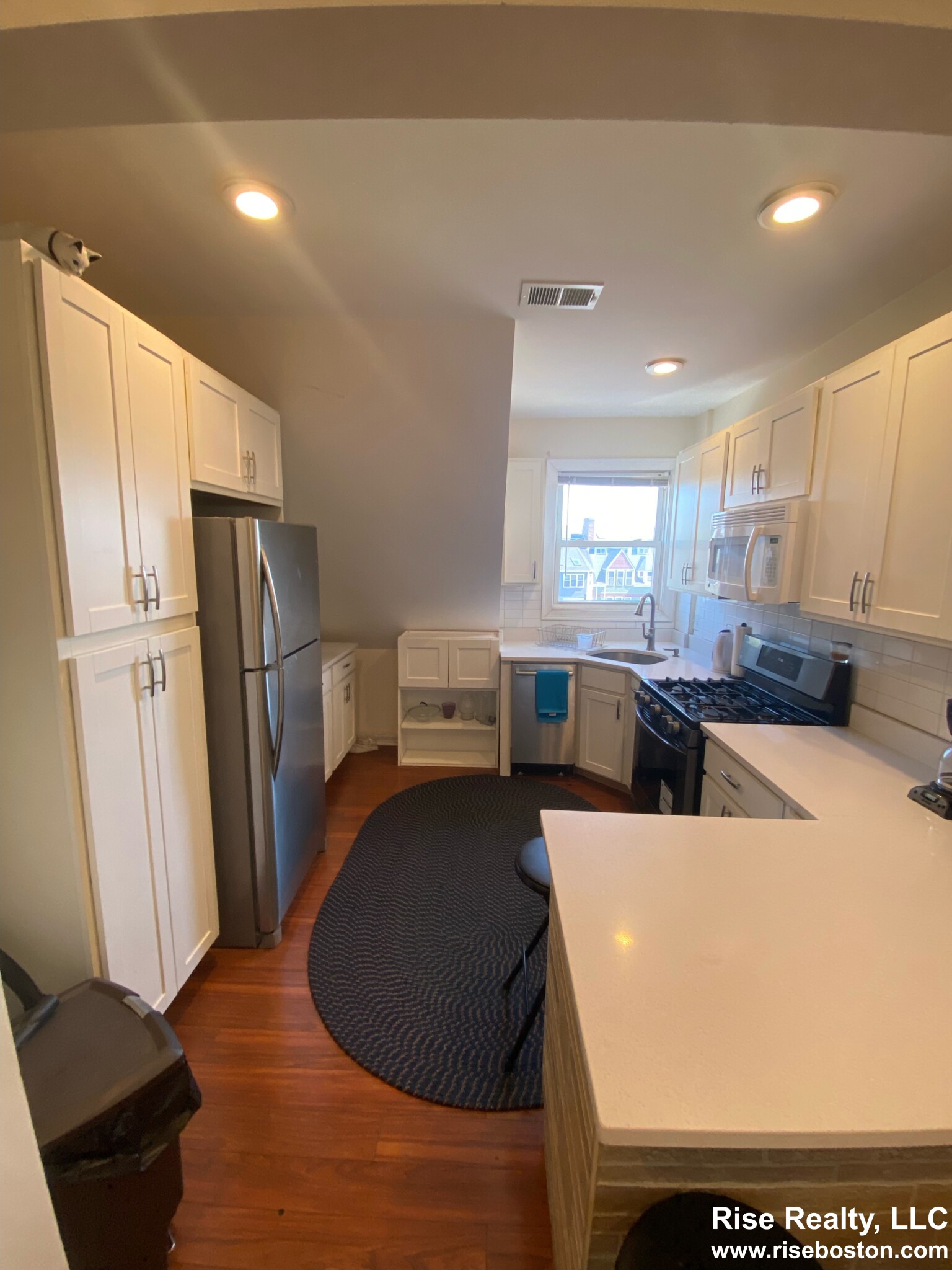 38 Whiting St, Roxbury