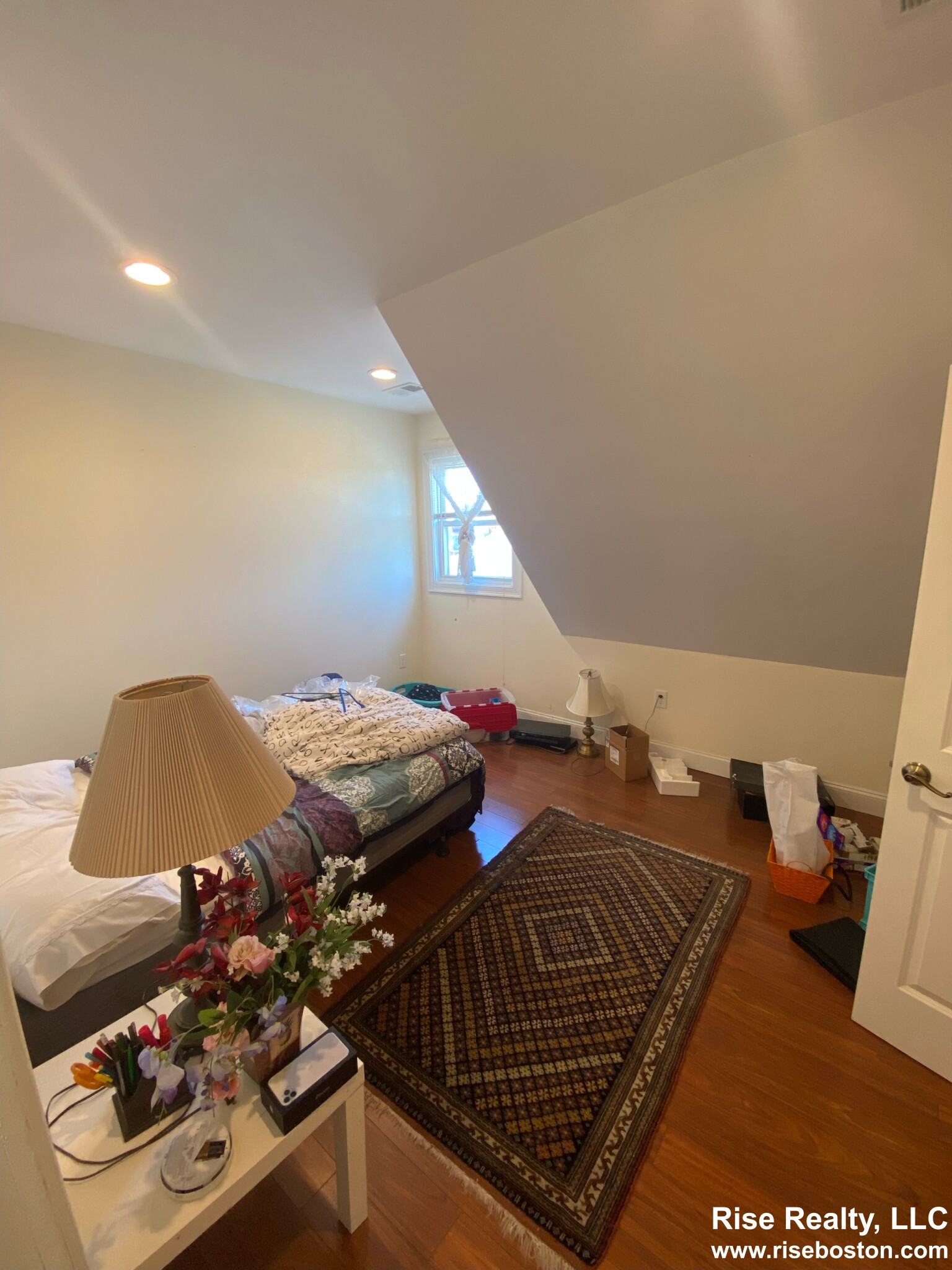 38 Whiting St, Roxbury