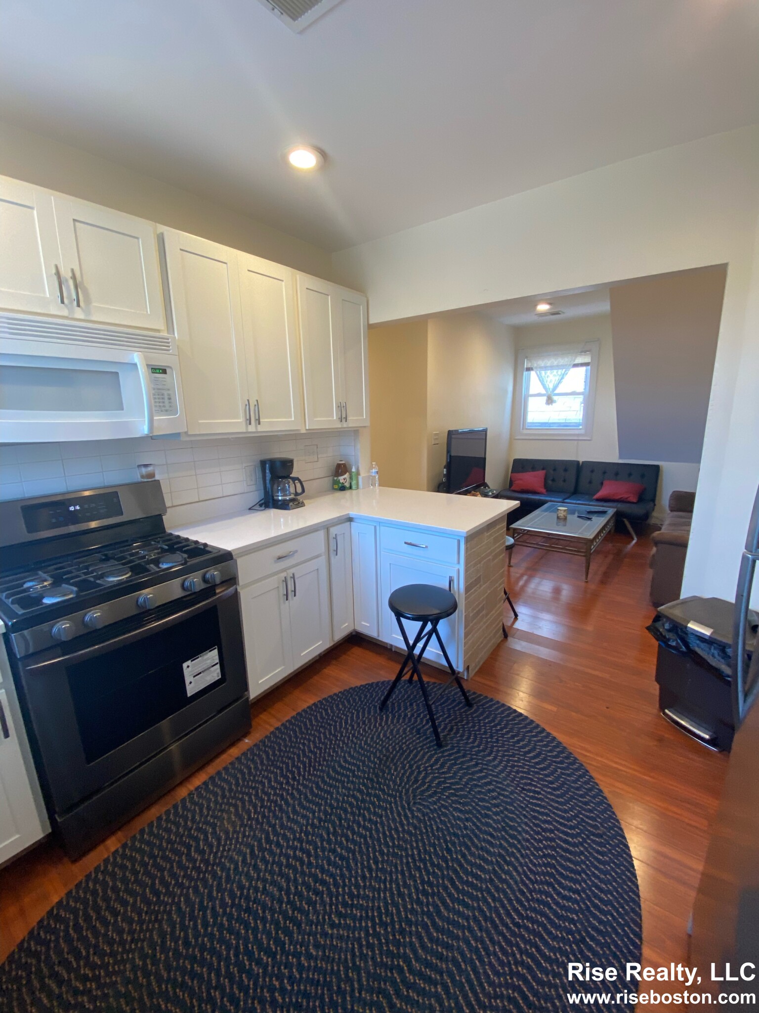 38 Whiting St, Roxbury