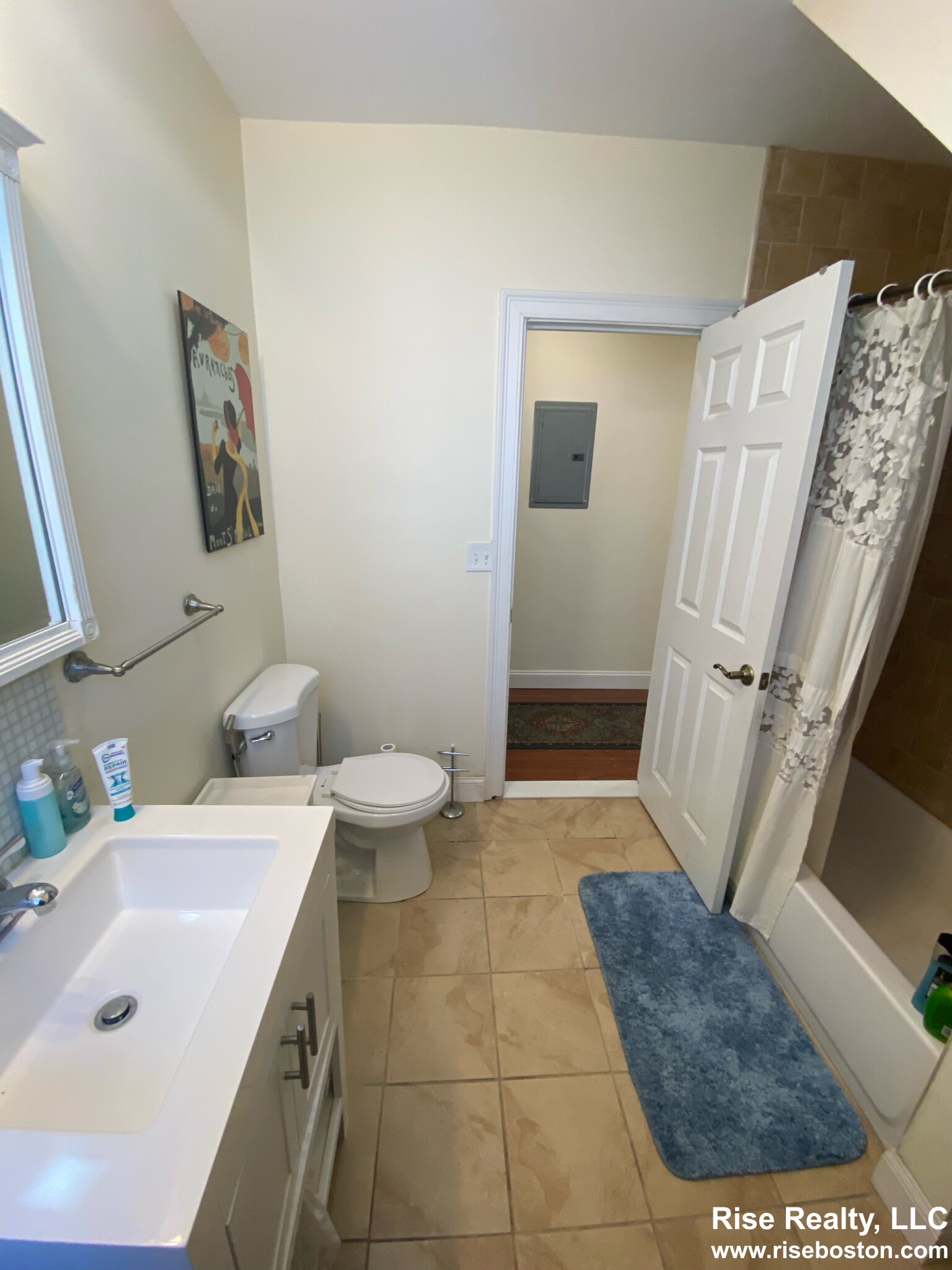 38 Whiting St, Roxbury