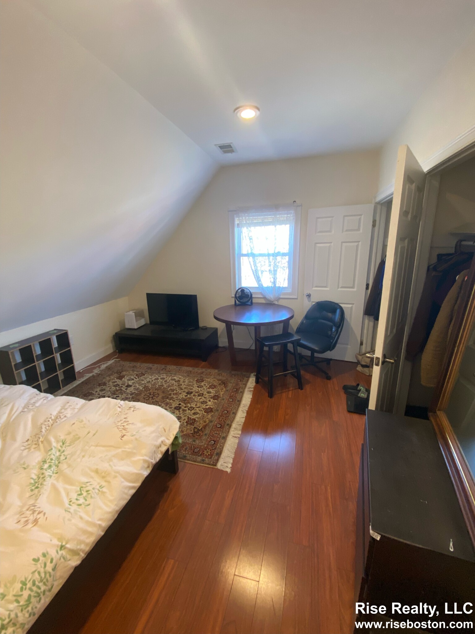 38 Whiting St, Roxbury