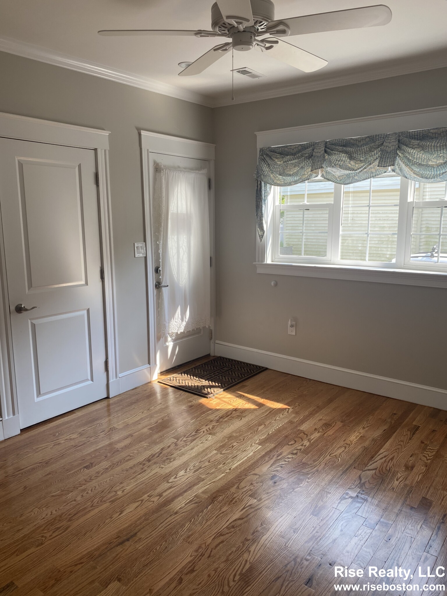 68 Manet, Chestnut Hill