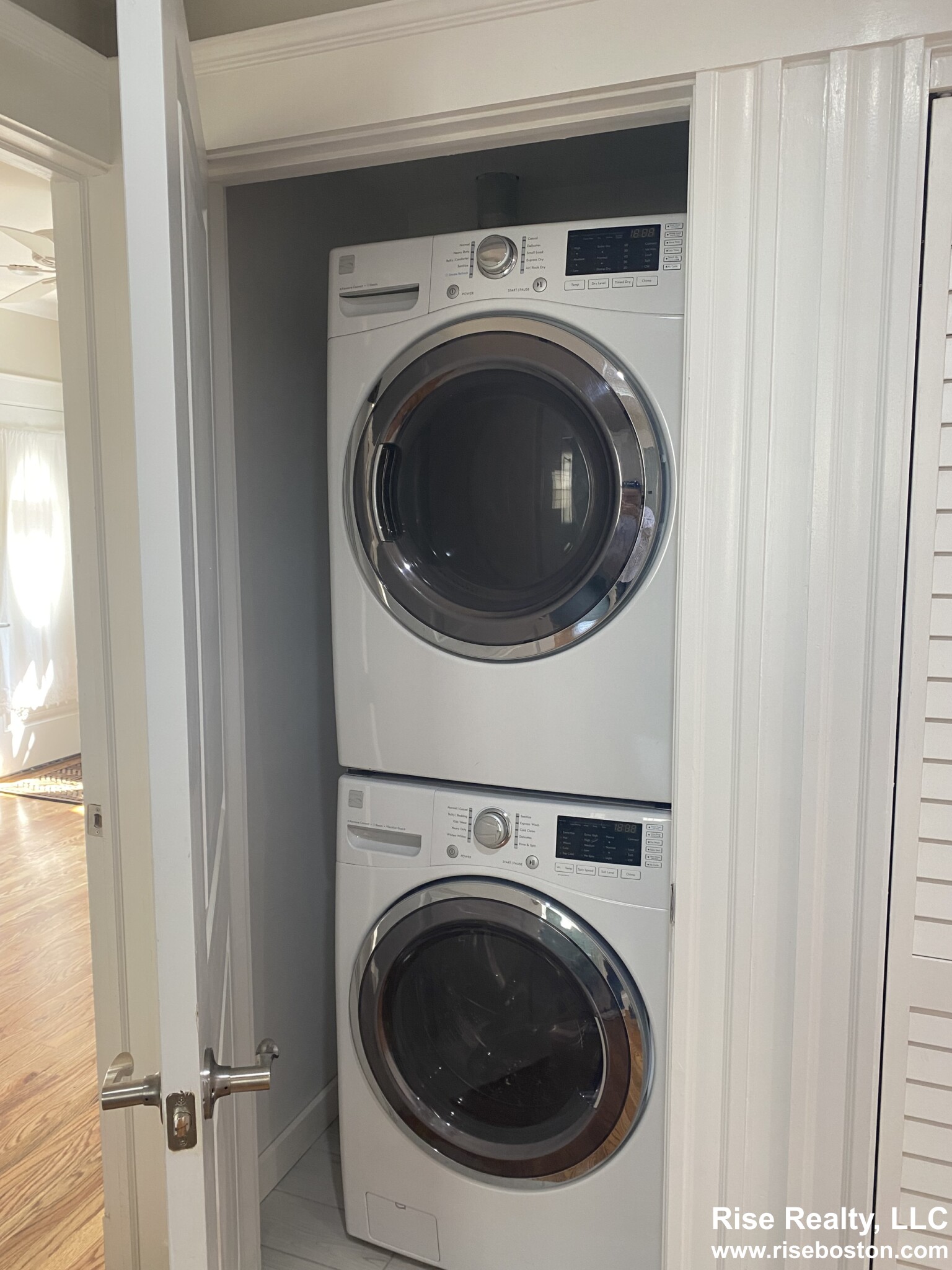 68 Manet, Chestnut Hill