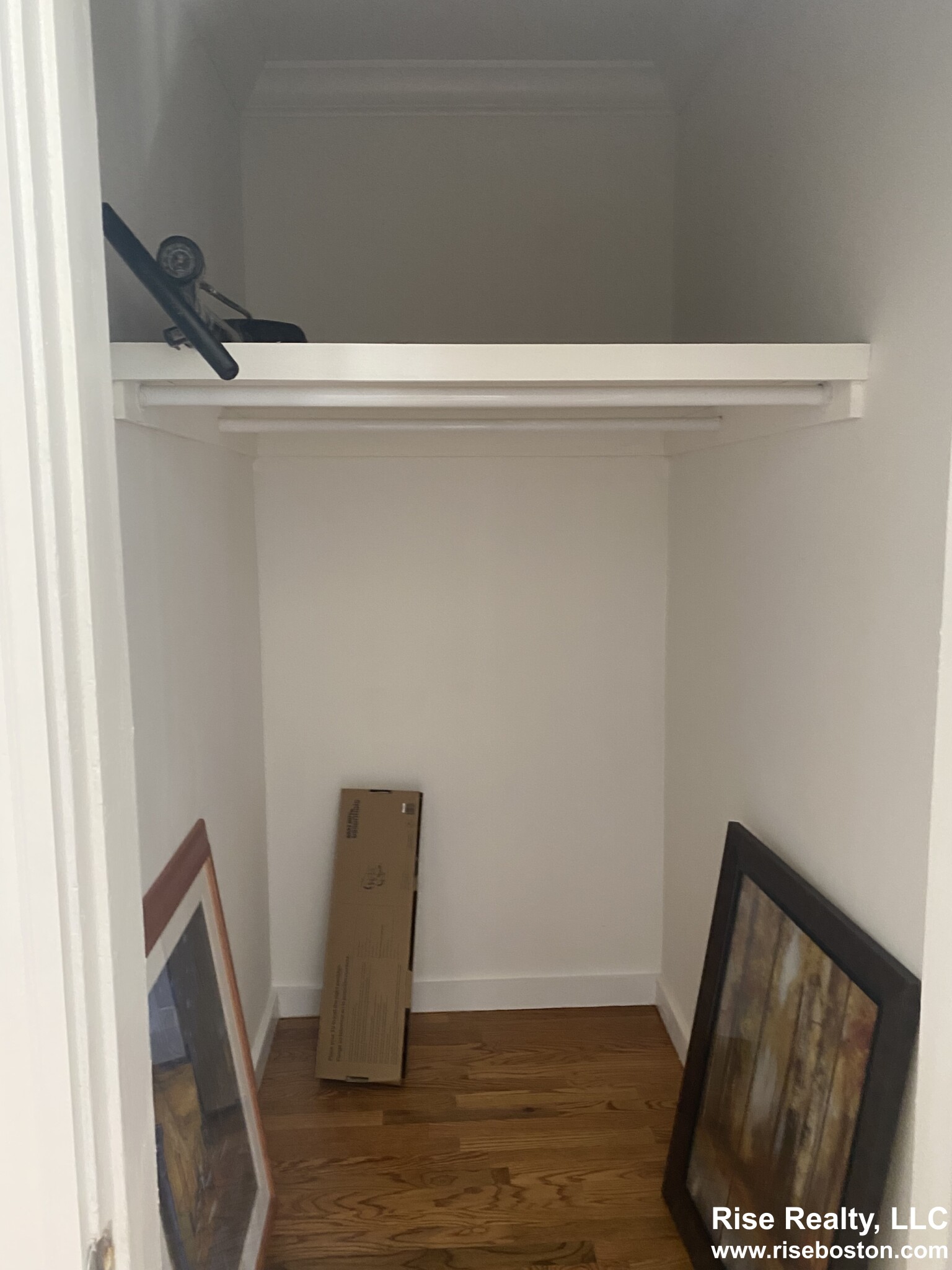 68 Manet, Chestnut Hill