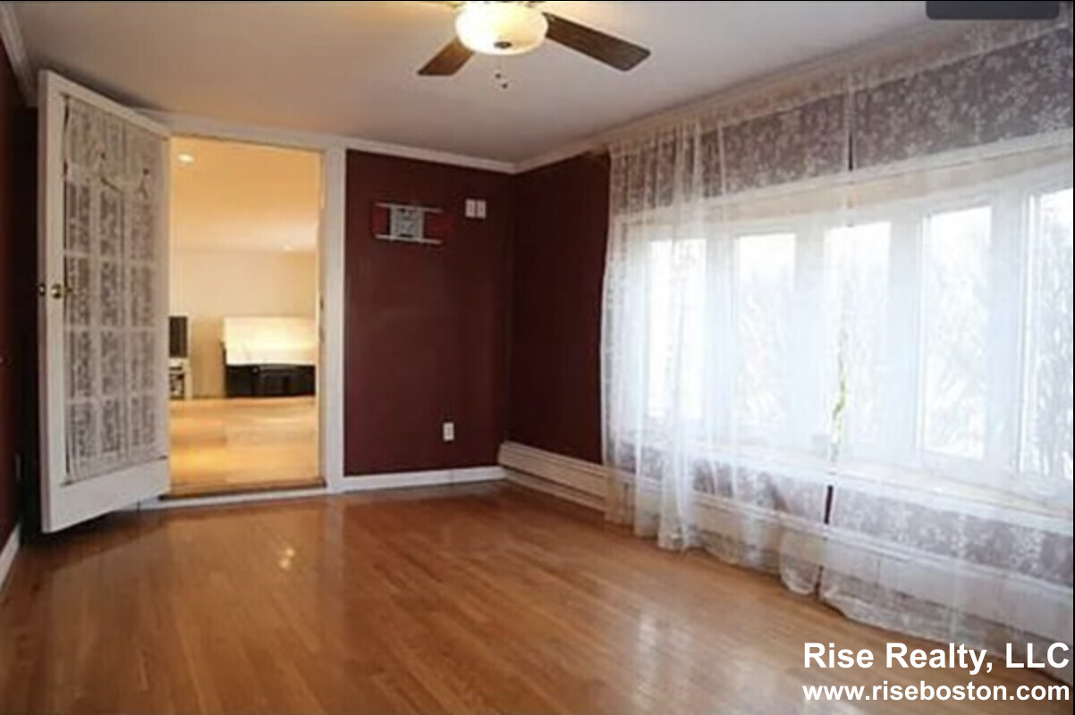 64 Truman Rd, Newton Center