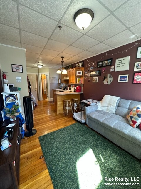 37 Joy St, Beacon Hill